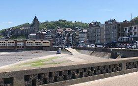 Avec un minimum de 3 nuits Studio 80 m de la mer et 300 m des commerces
